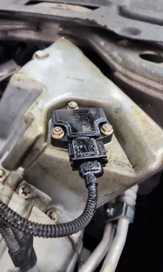 BMW F10 Replace Faulty Fuel Pump & Oil Level Sensor, Car Accessories, Car & Services