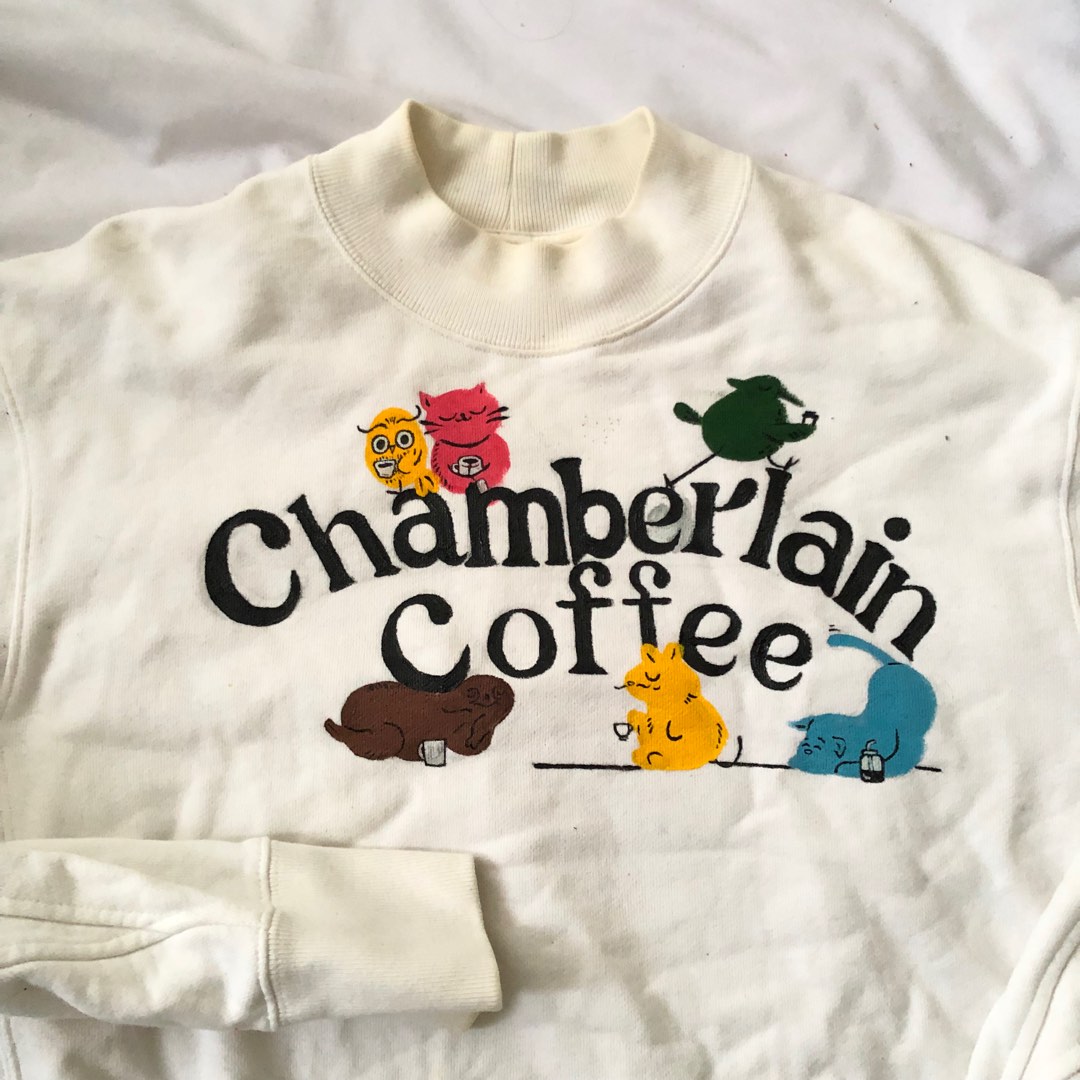 chamberlain coffee by emma chamberlain tote bag, Women's Fashion, Bags &  Wallets, Cross-body Bags on Carousell