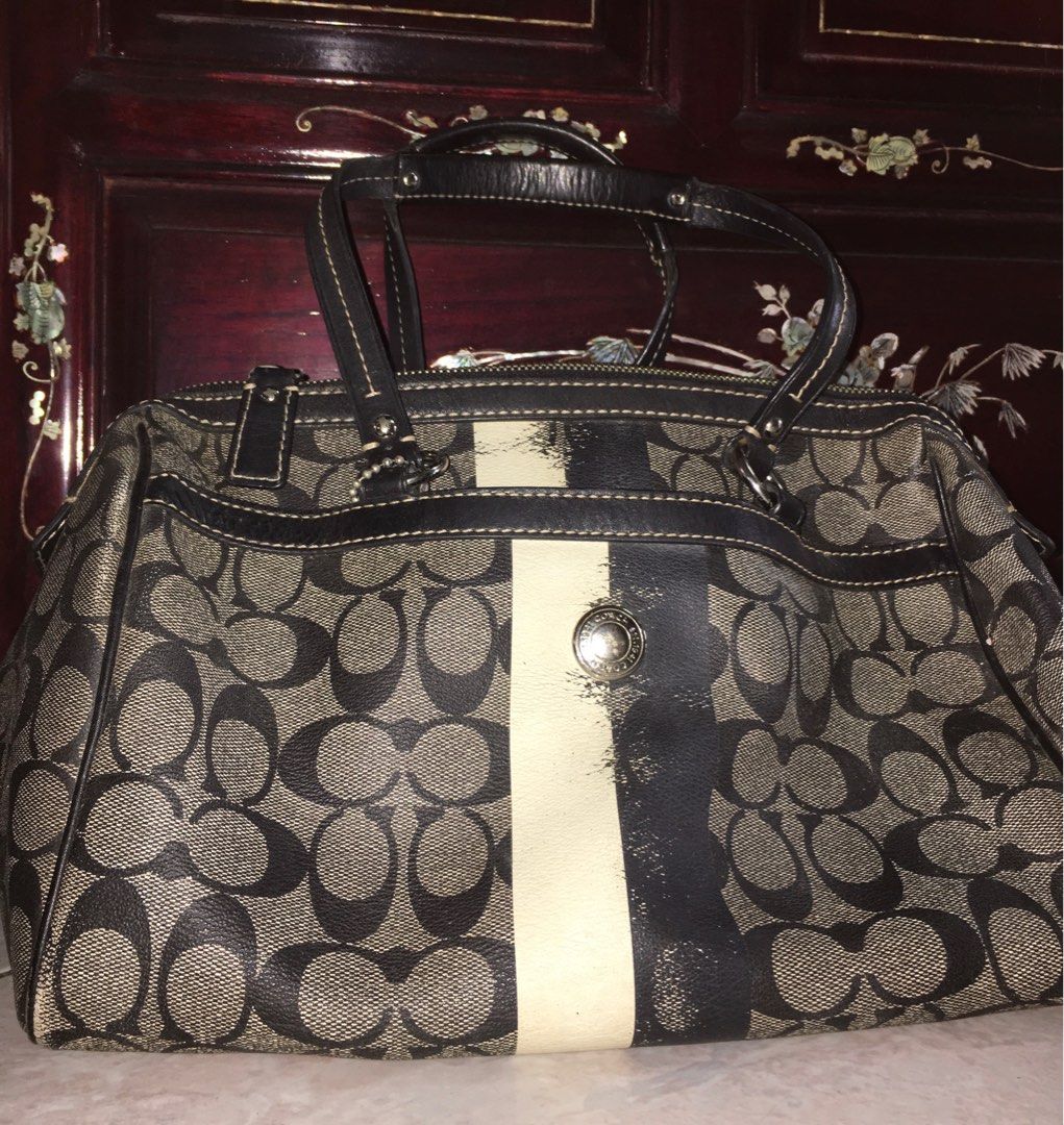 What is the best way to know if a coach purse or handbag is real? - Quora