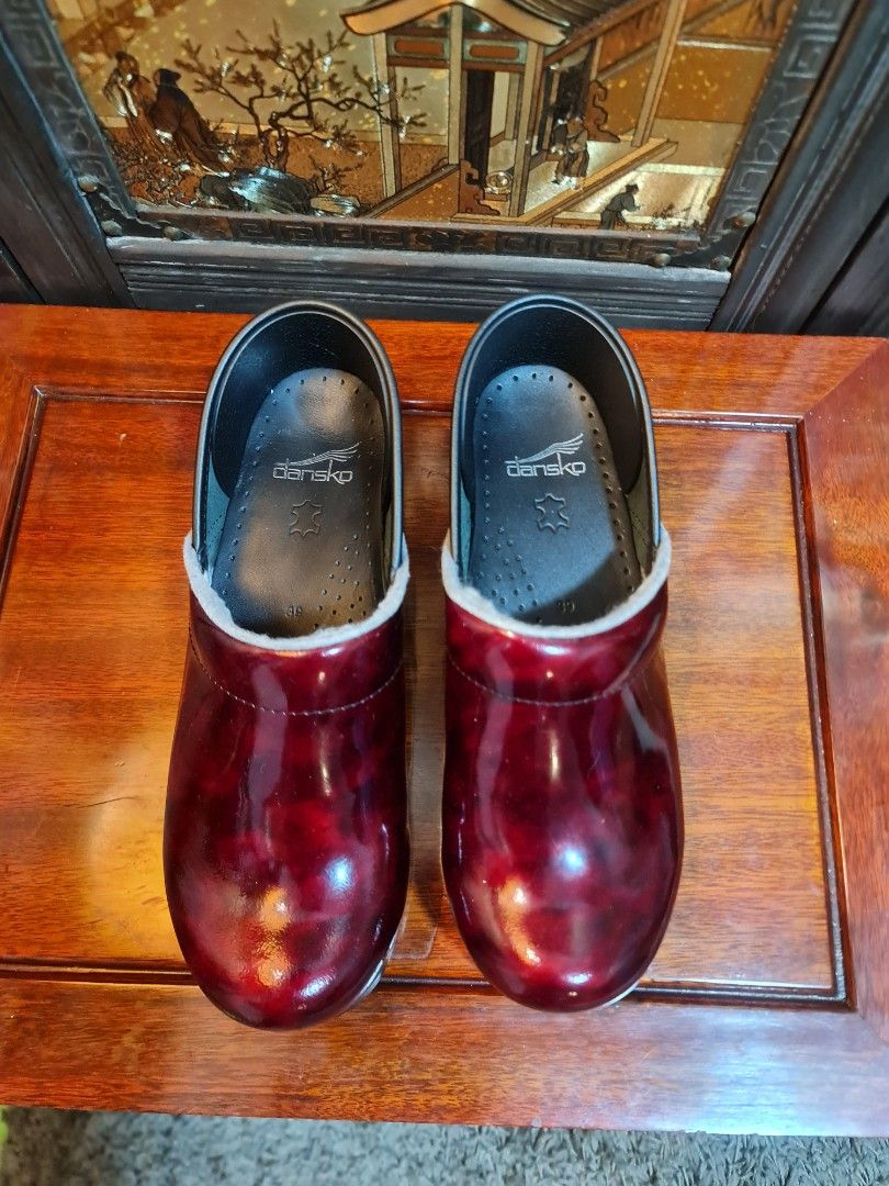 Dansko red top patent leather clogs