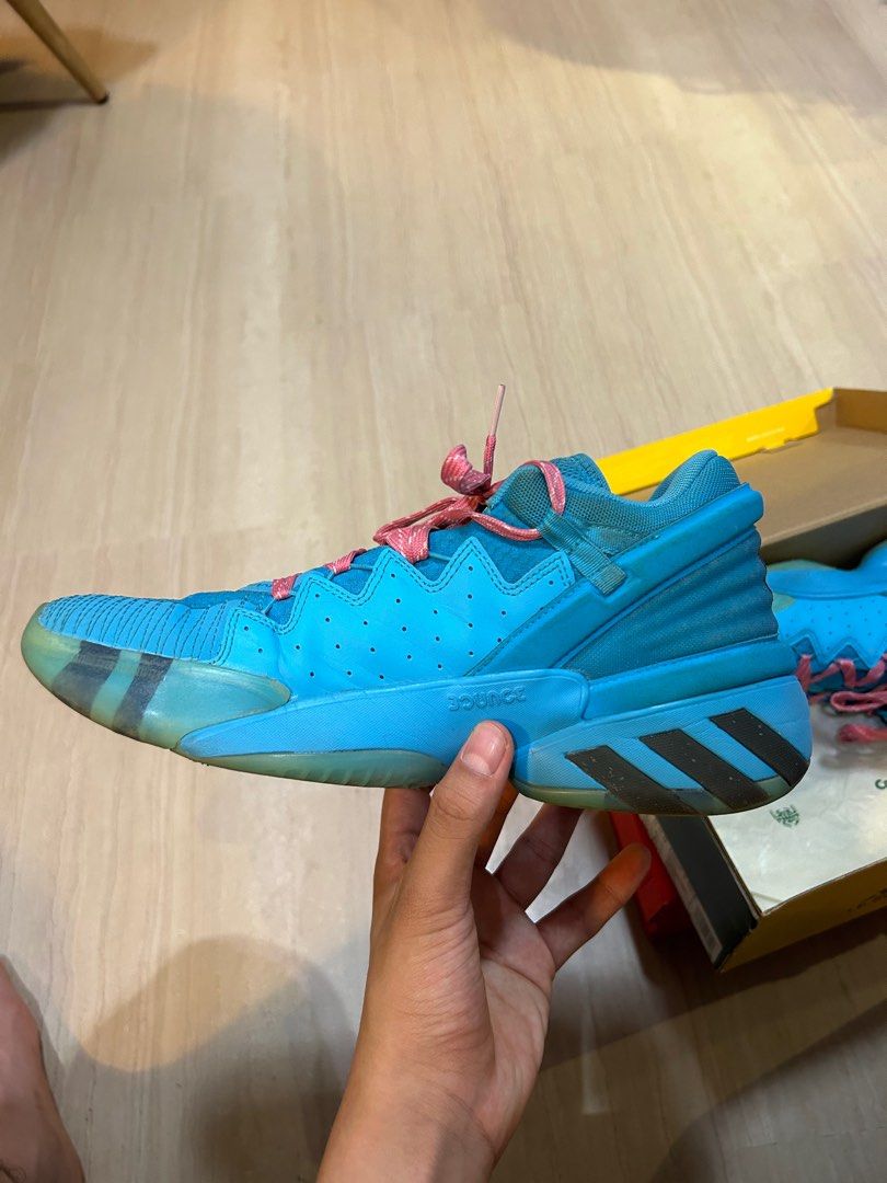 don issue 2 crayola pink