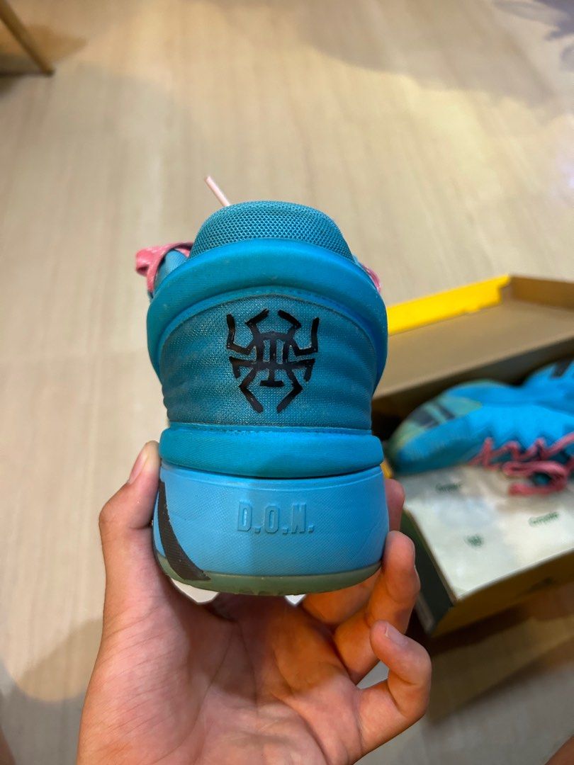 don issue 2 crayola pink