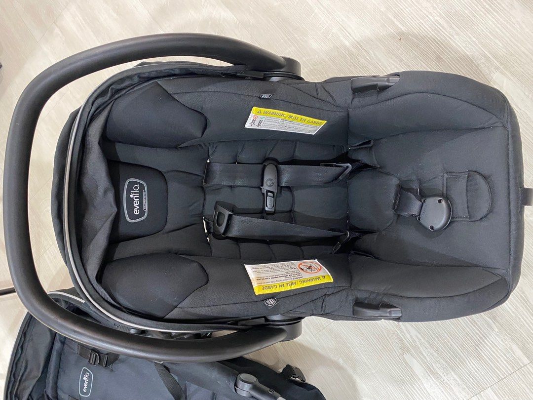 Double stroller evenflo, Babies & Kids, Going Out, Strollers on Carousell