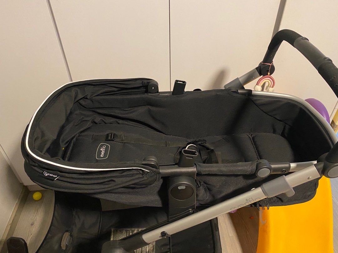 Double stroller evenflo, Babies & Kids, Going Out, Strollers on Carousell