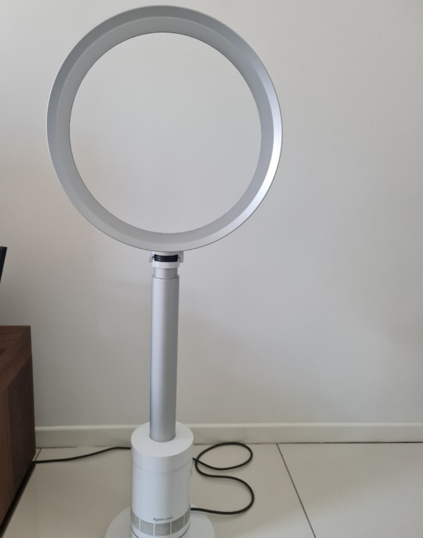 Dyson standing fan, Furniture & Home Living, Lighting & Fans, Fans on