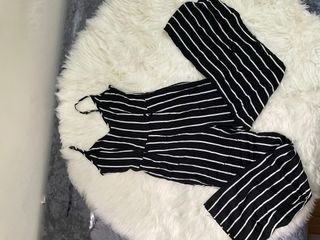Forever 21 jumpsuit