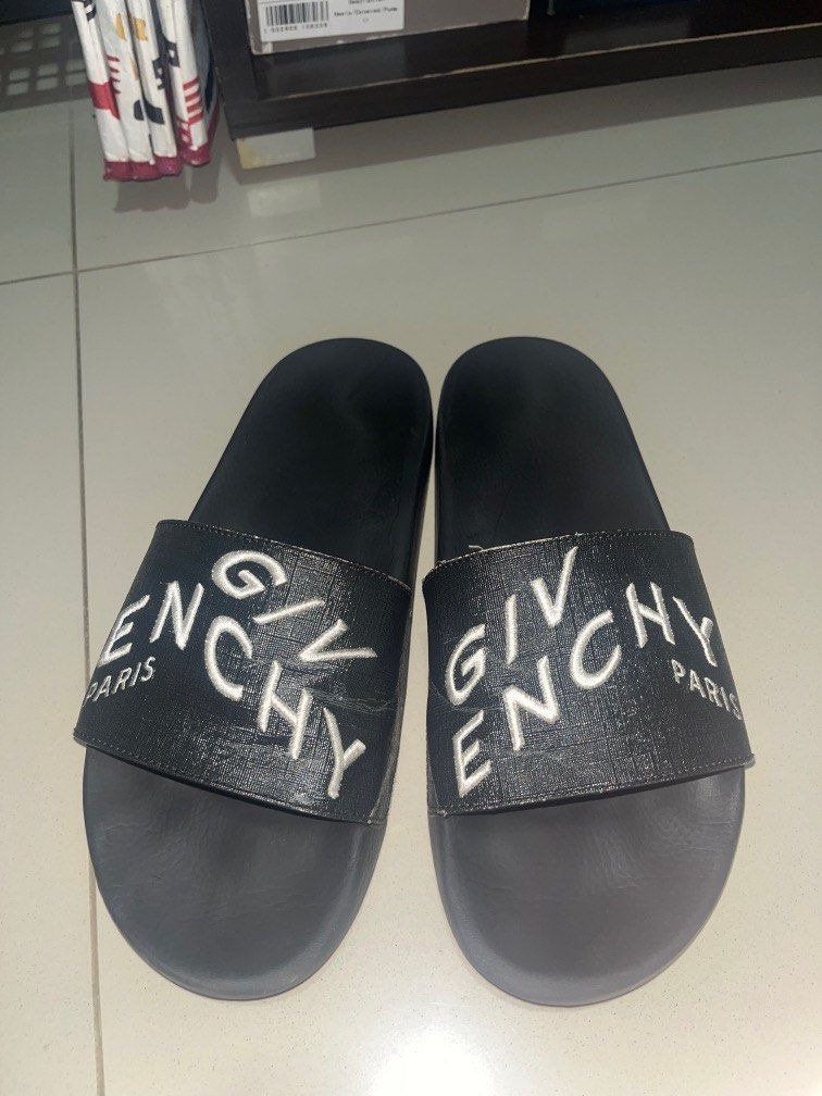 Givenchy flip flops men store