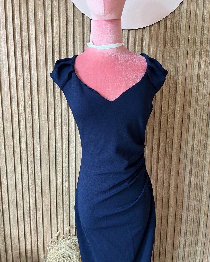 Goddiva dress Women s Fashion Dresses Sets Dresses on Carousell