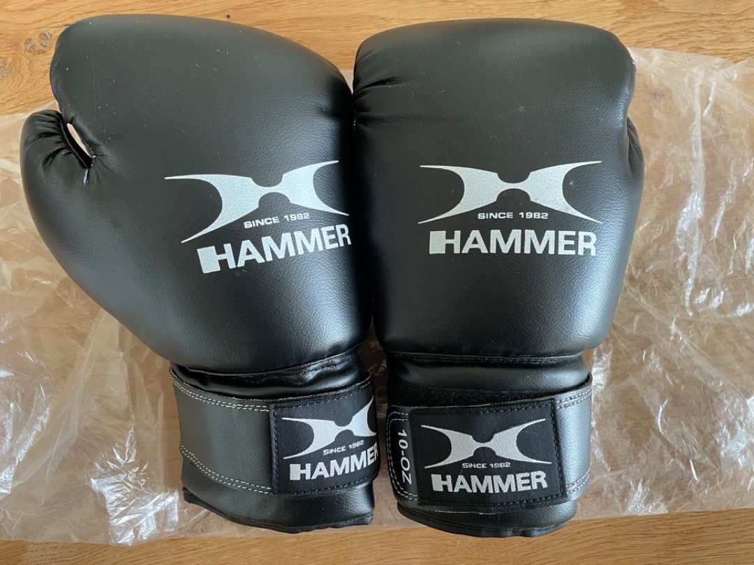 HAMMER BOXING punching bag & gloves, Sports Equipment, Exercise