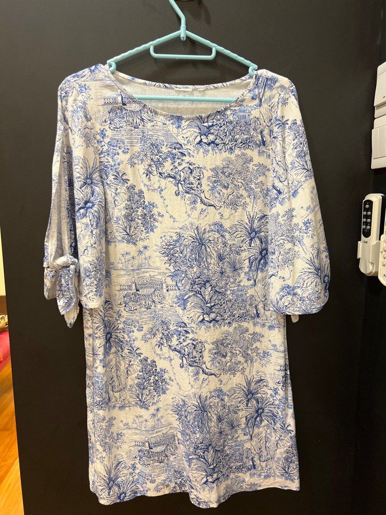 Toile dress 2025 h&m