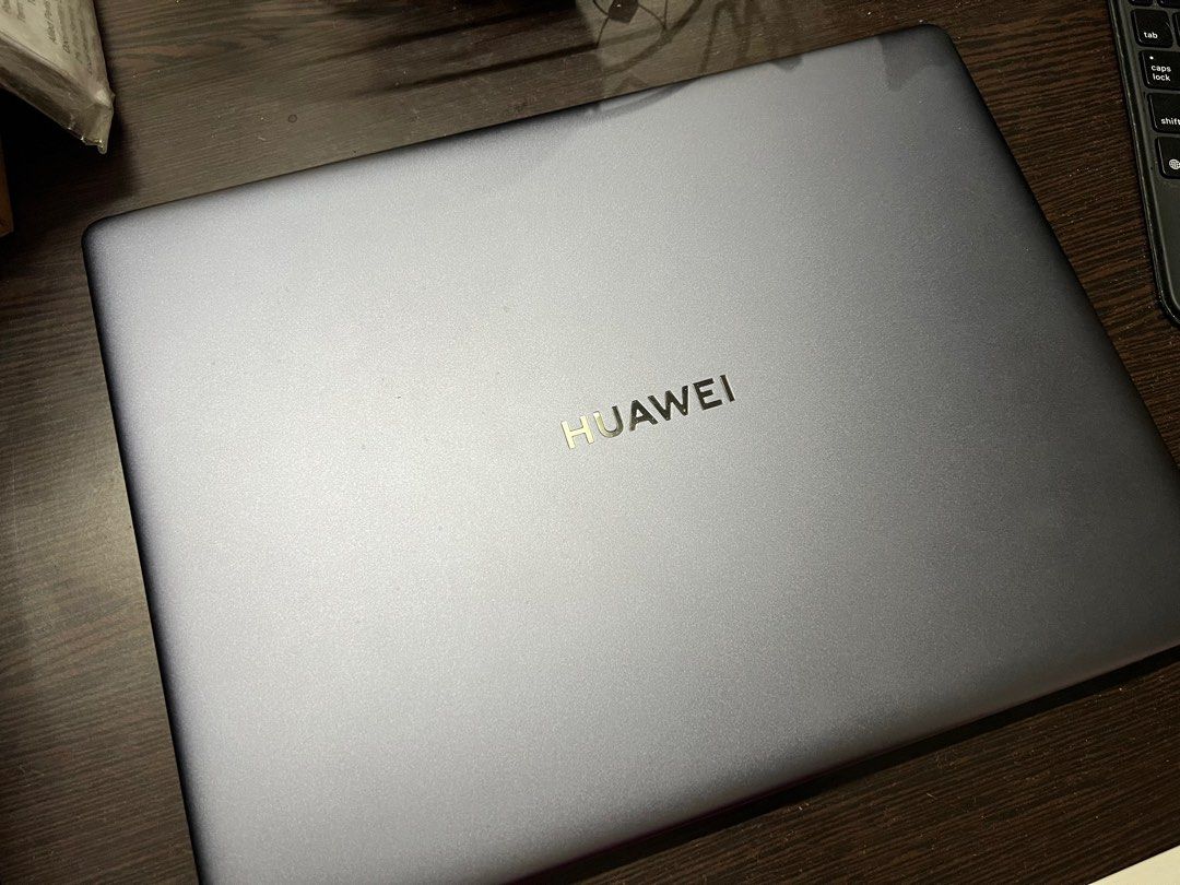 Huawei MateBook X Pro Core i7 10th gen (Category: Laptops & Notebooks) located in Cainta. Submitted by ipotchgadget (Listing ID 1204464584, Image 1). Description: For Sale Or Swap My personal Laptop Huawei Matebook X Pro 512gb SSD 16gb RAM intel Core i7 10th Gen Window 11 Pro 64-Bit intel(R) Core(TM) i7-10510U CPU @ 1.80GHz (8 CPUs) ~ 2.3GHz 16gb of RAM memory 512gb SSD Intel(R) UHD Graphic 3000 x 2000 (32bit)(60Hz) Resolution 2gb Video Card Nvid