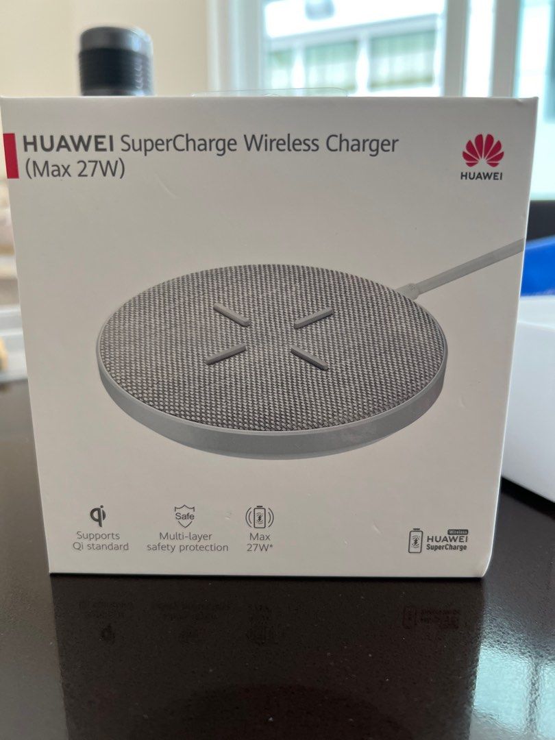 Huawei Supercharge Wireless Charger, Mobile Phones & Gadgets, Mobile & Gadget Accessories