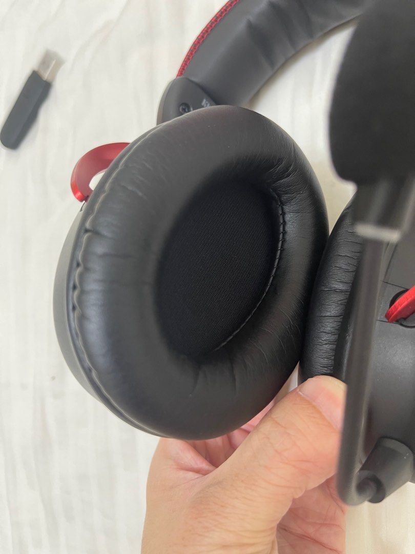 HyperX Cloud II Wireless Gaming Headset for PC, PS4/PS5, Nintendo