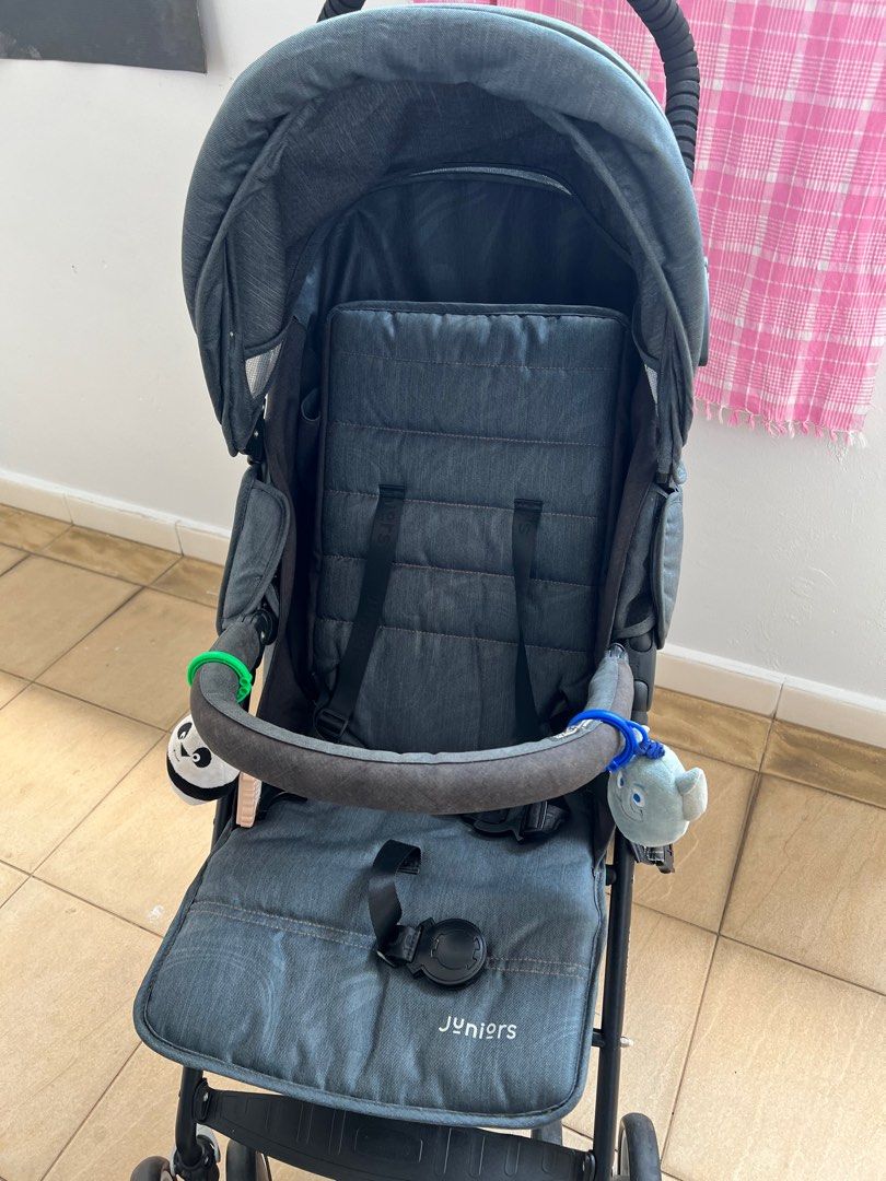 Juniors roadstar outlet baby buggy