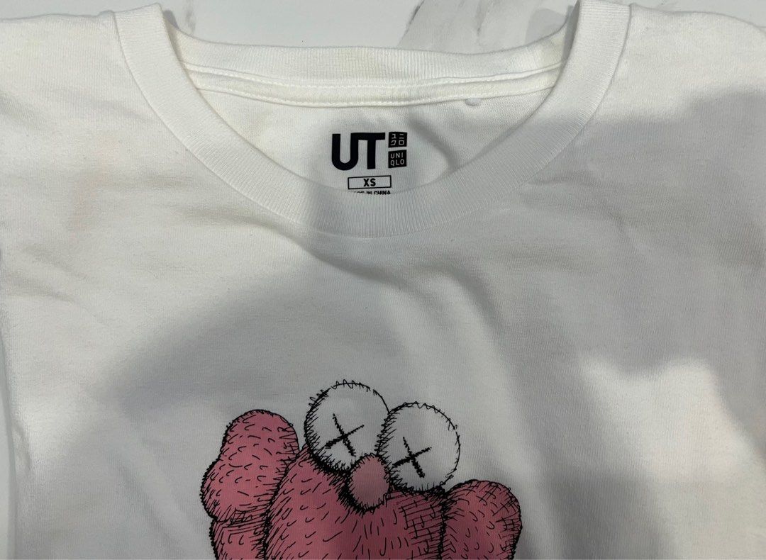 Cập nhật 73 kaws x uniqlo pink bff tee không thể bỏ qua  trieuson5