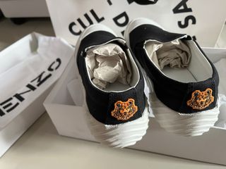 (Category: ) located in . Submitted by preloved4ever_ (Listing ID 1204561399, Image 1). Description: .