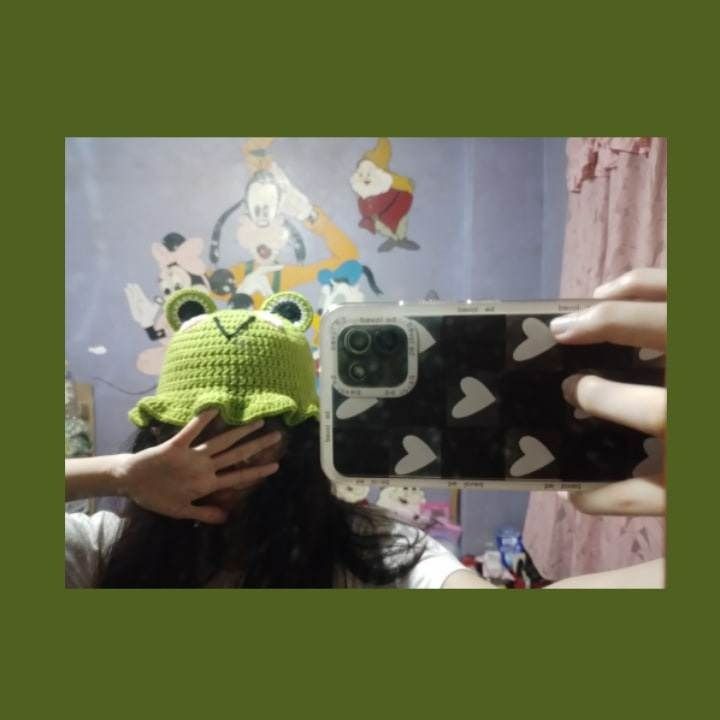 Kero kero Keroppi Frog Hat (Category: Hats & Beanies) located in Manila. Submitted by olyreae_ (Listing ID 1204488224, Image 3). Description: Crocheted Frog Hat.