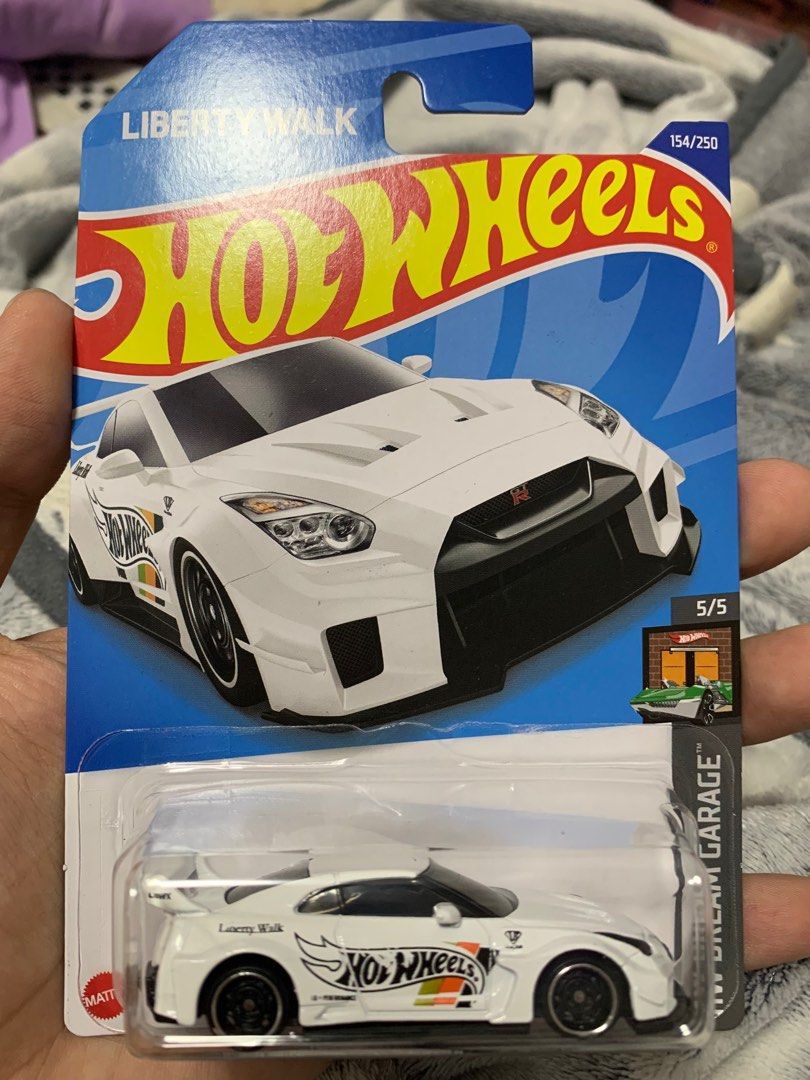 Lbwk Nissan skyline gtr-r35 white Hotwheel - s2000 , Porsche , Honda ...