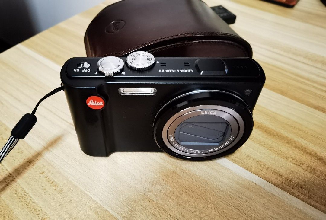 Leica VLUX 20 Camera, Photography, Cameras on Carousell