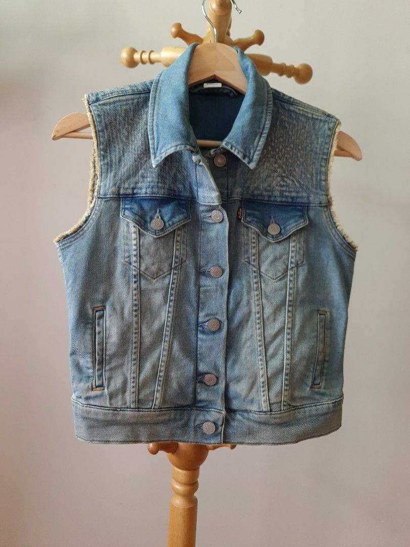 Levis denim vest discount