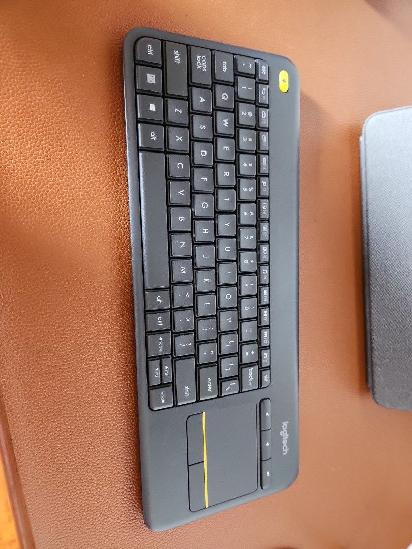 Logitech K400+, Computers & Tech, Parts & Accessories, Computer ...