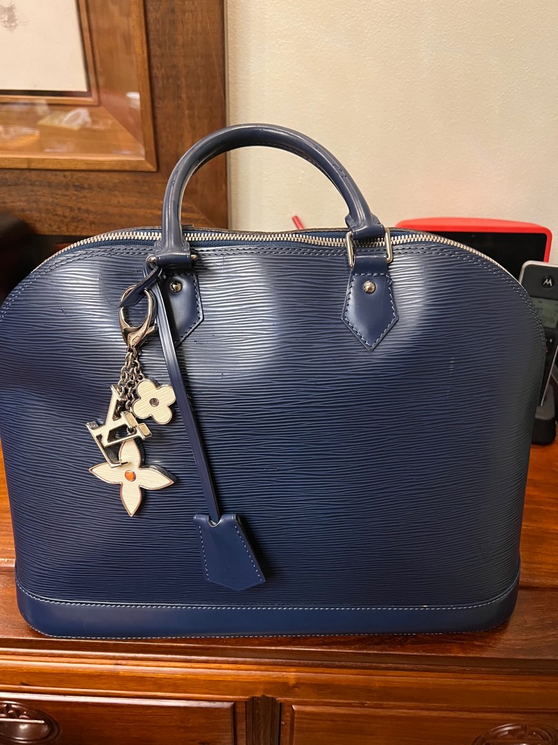 Vuitton alma mm hot sale