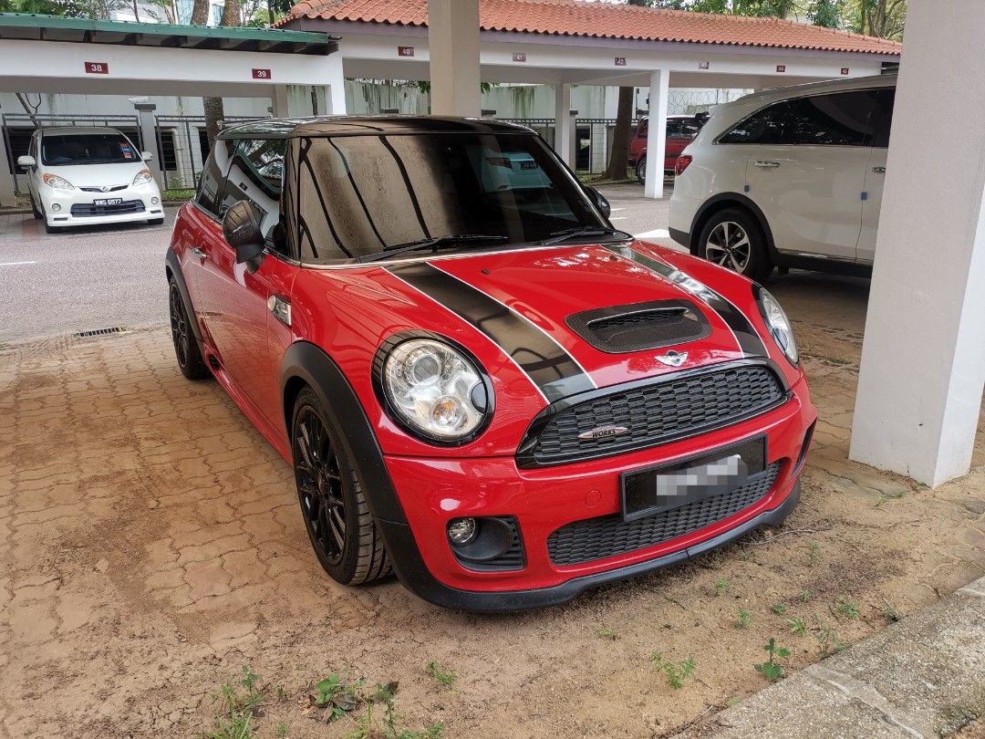 Mini cooper r56 jcw front bumper hot sale