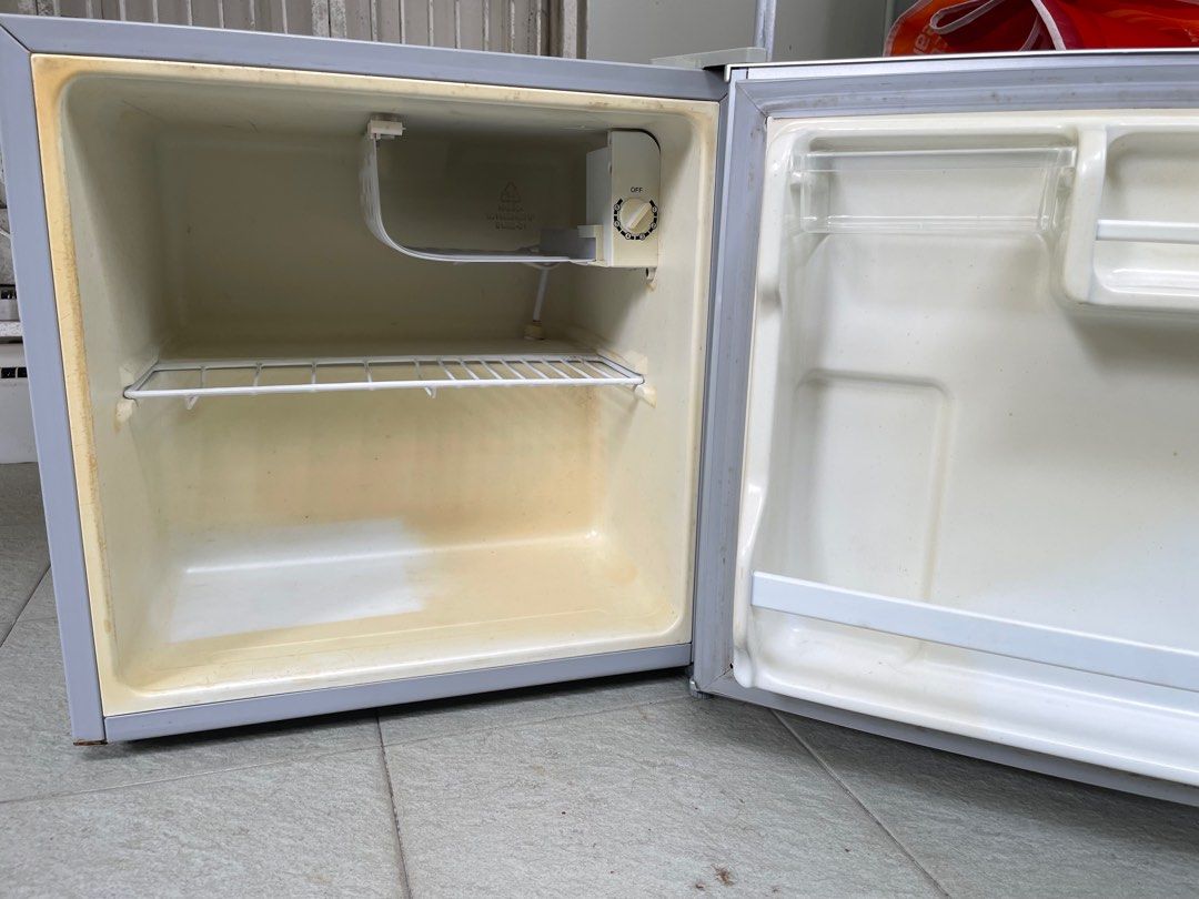 very small mini fridges