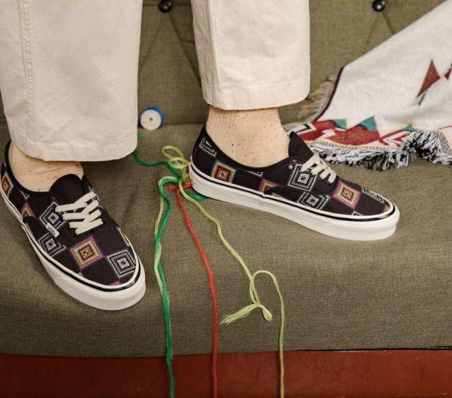 Vans authentic 44 dx black check hot sale