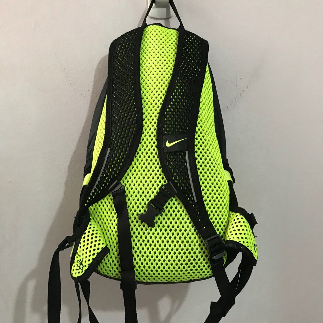 Nike vapor lite running hot sale backpack