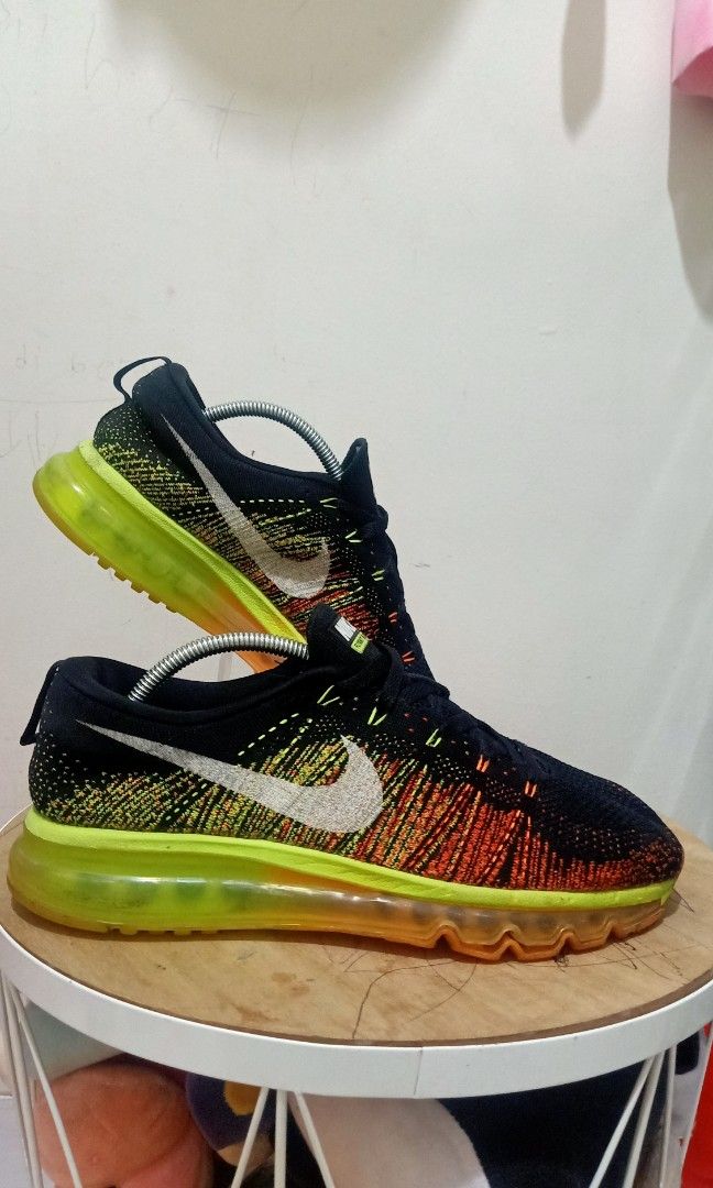 Nike Flyknit Runner Second Size 42 5 27cm Fesyen Pria Sepatu