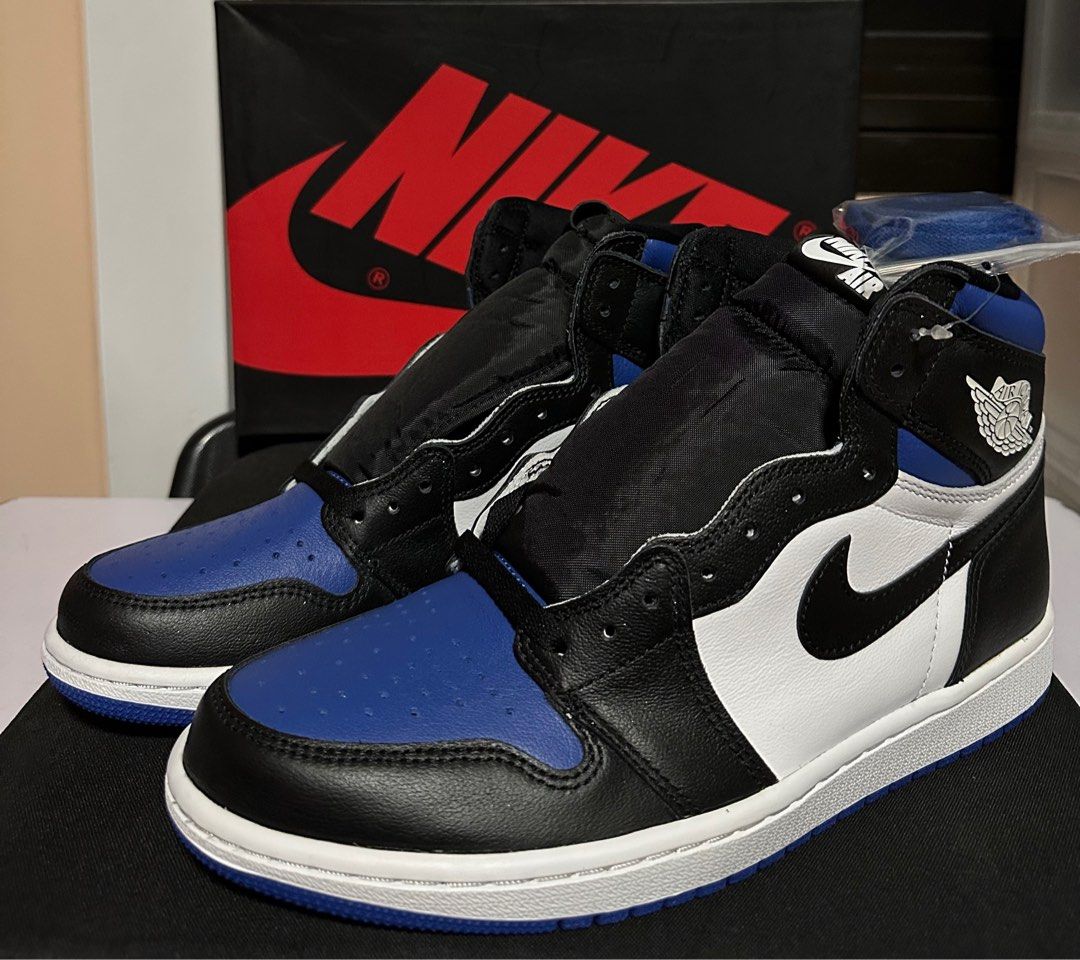 royal toe jordan 1 outfits