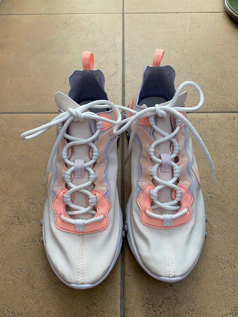 Nike React Element 55 in Pale Pink
