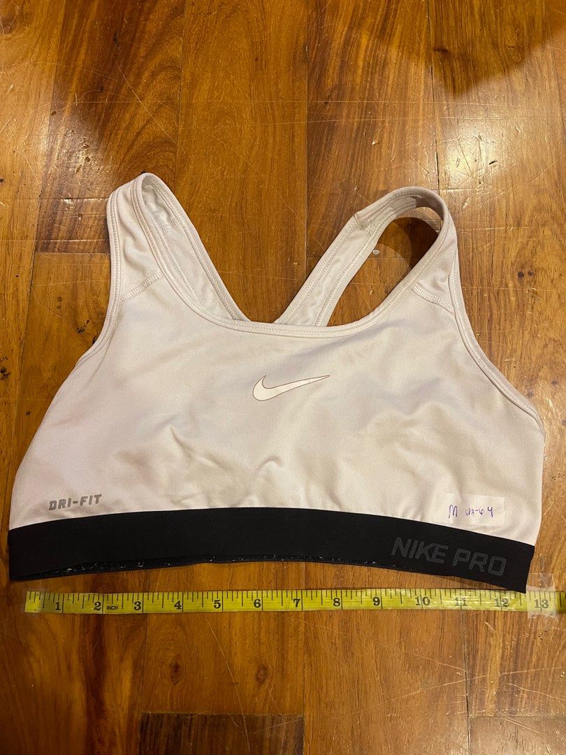 womens white nike sports bra