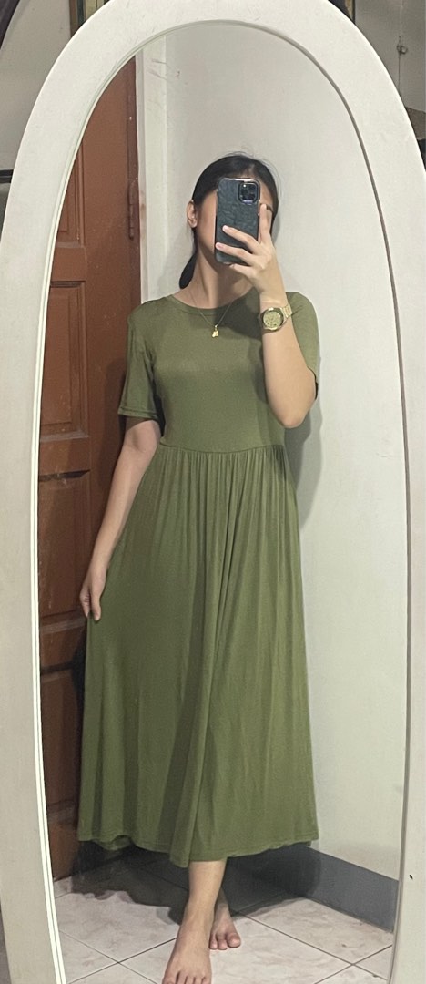Olive green velvet long pencil dress