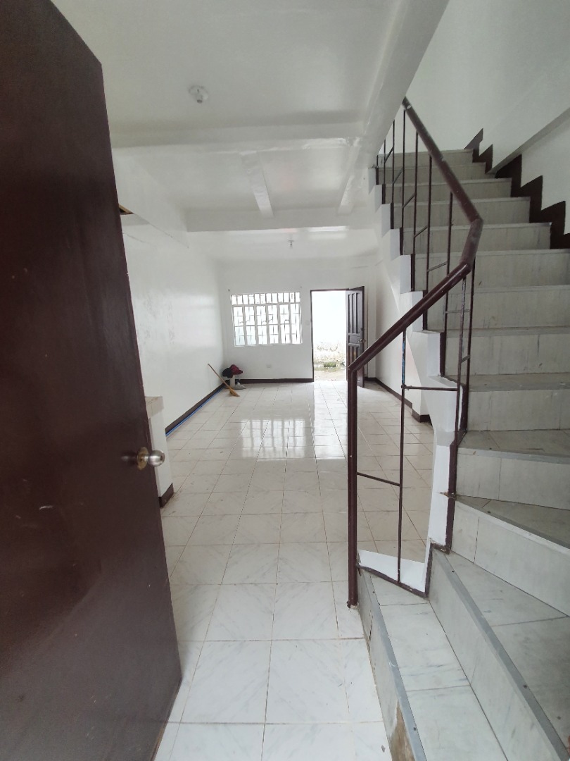 Pilar Village Apartment for Rent, Property, Rentals, Townhouse on Carousell