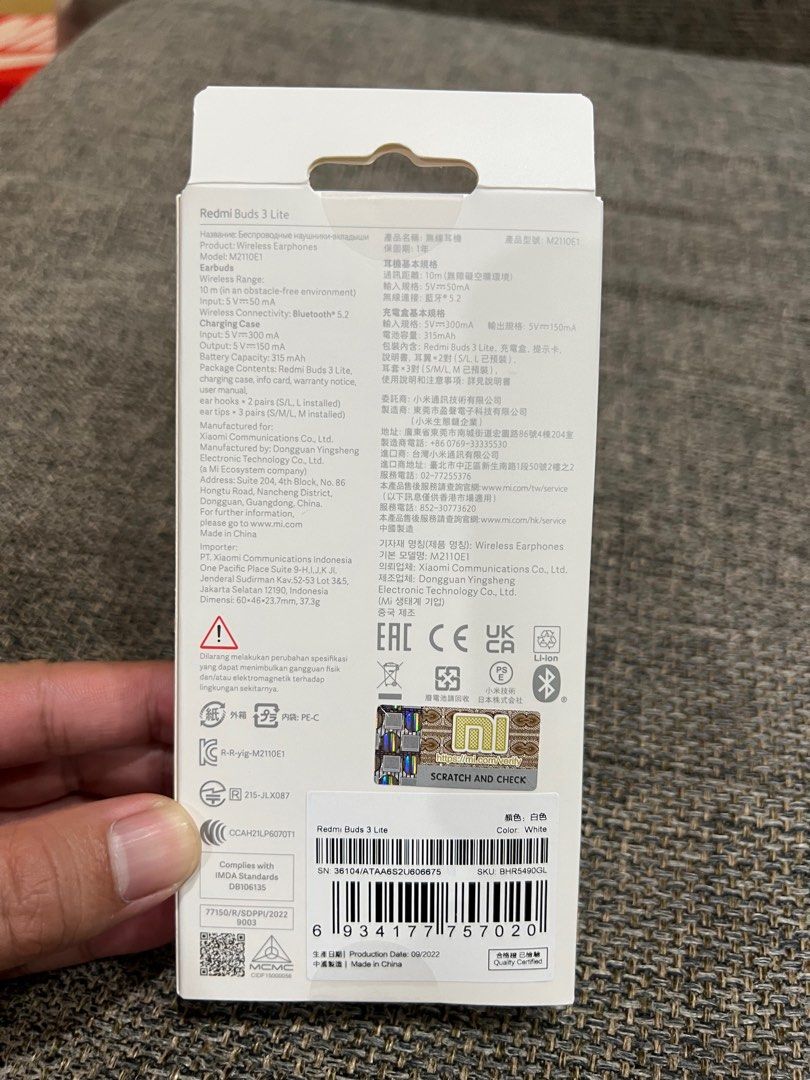 Redmi Buds 3 Lite (Category: Earphones) located in Binangonan. Submitted by bryands (Listing ID 1204473235, Image 2). Description: Brandnew, Sealed. Redmi Buds 3 Lite Price negotiable. :) Payment: Gcash / Cod or Cop LBC .