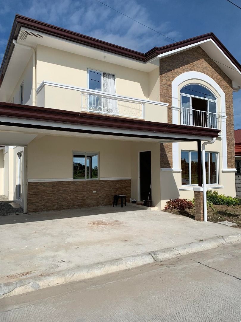 RFO 3 Bedroom 2 Bathroom with House and Lot For Sale Angeles City Pampanga, Property, For Sale