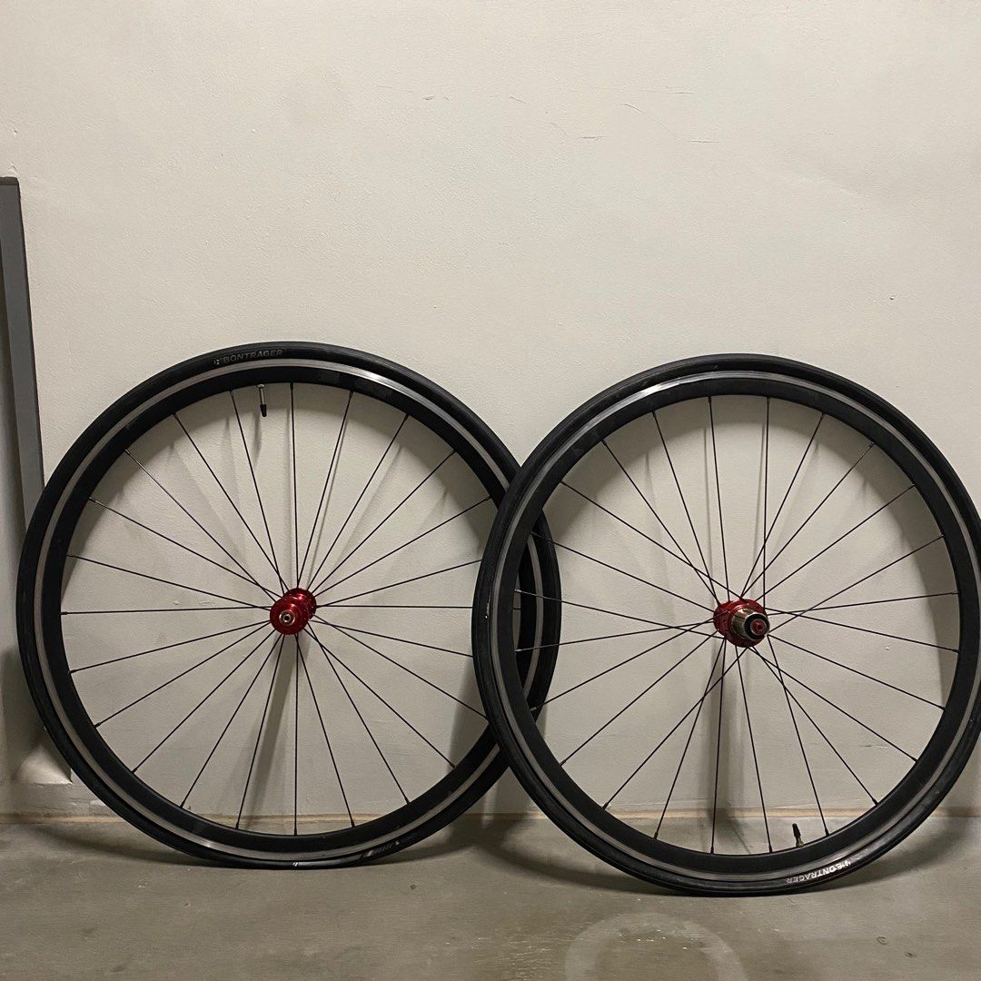 Road Bike rim brake wheelset 700c 11 speed, Sports Equipment, Bicycles