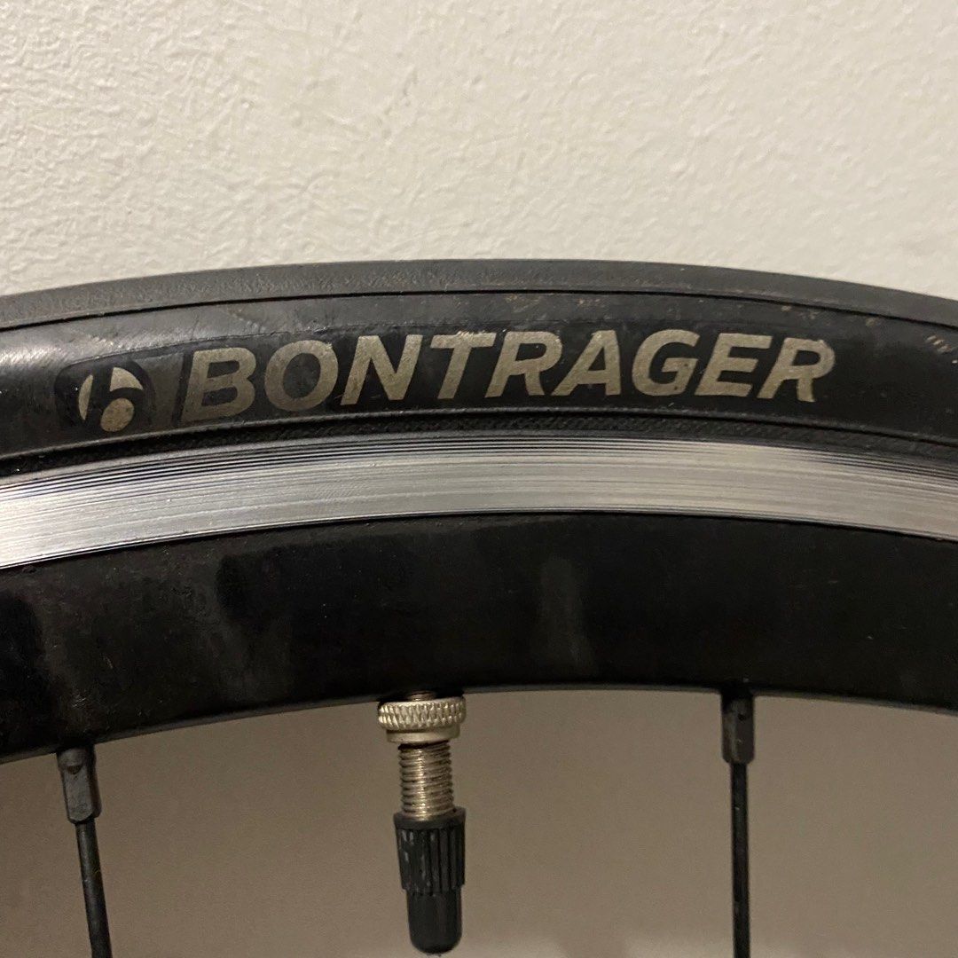 Road Bike rim brake wheelset 700c 11 speed, Sports Equipment, Bicycles