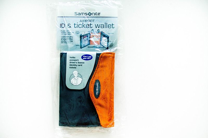Samsonite travel airport wallet black travel holiday Women s Fashion