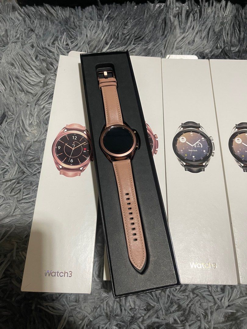 Samsung Smart Watch 3, Mobile Phones & Gadgets, Wearables & Smart