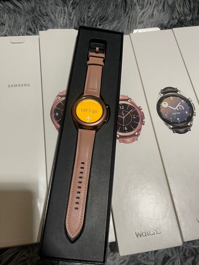 Samsung Smart Watch 3, Mobile Phones & Gadgets, Wearables & Smart