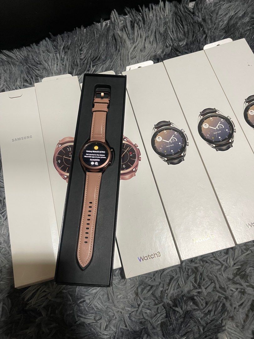 Samsung Smart Watch 3, Mobile Phones & Gadgets, Wearables & Smart
