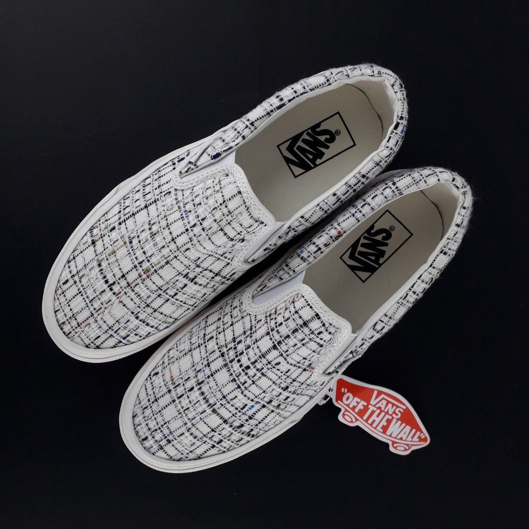 Sepatu vans slip on on sale