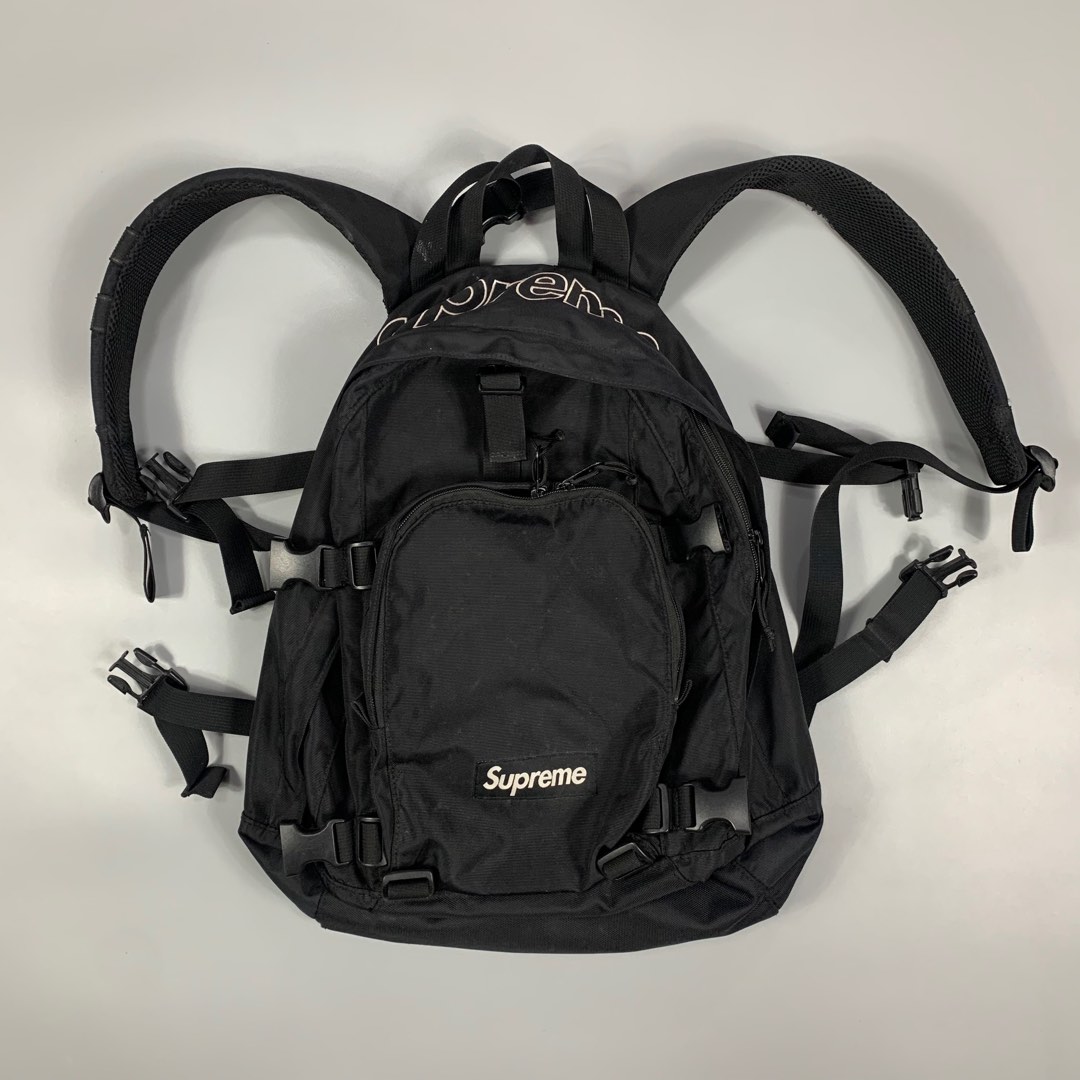 SUPREME F W 2019 BACKPACK