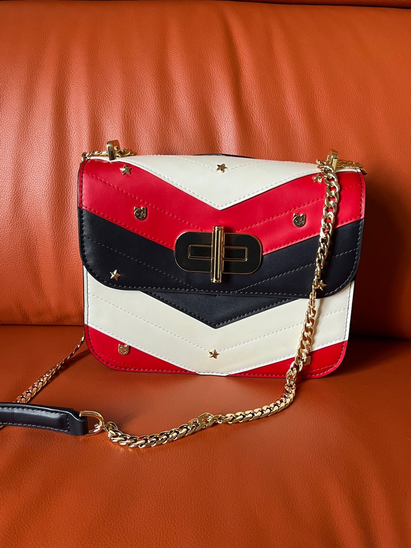 TOMMY HILFIGER clutch bag, Women's Fashion, Bags & Wallets, Shoulder