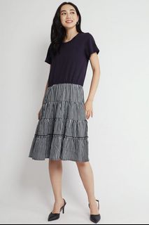(Category: ) located in . Submitted by wardrobestreet09 (Listing ID 1204492617, Image 1). Description: .