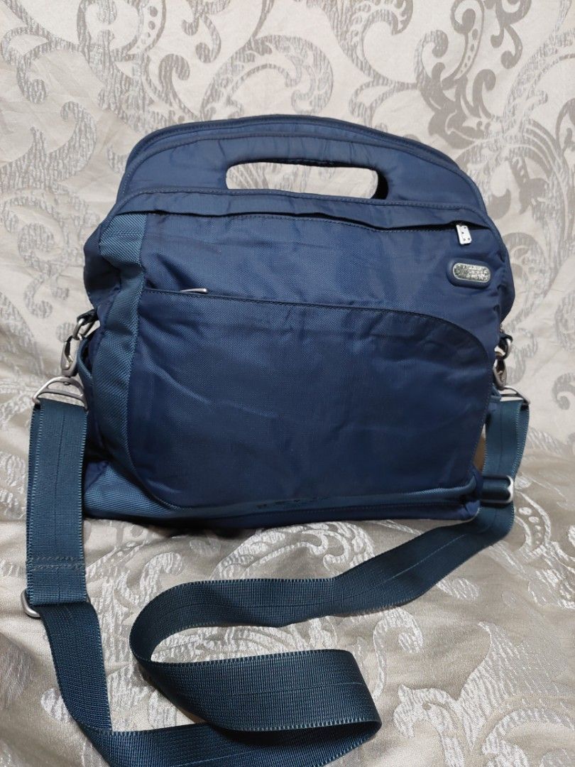 Tumi nylon tracer bag Men s Fashion Bags Sling Bags on Carousell