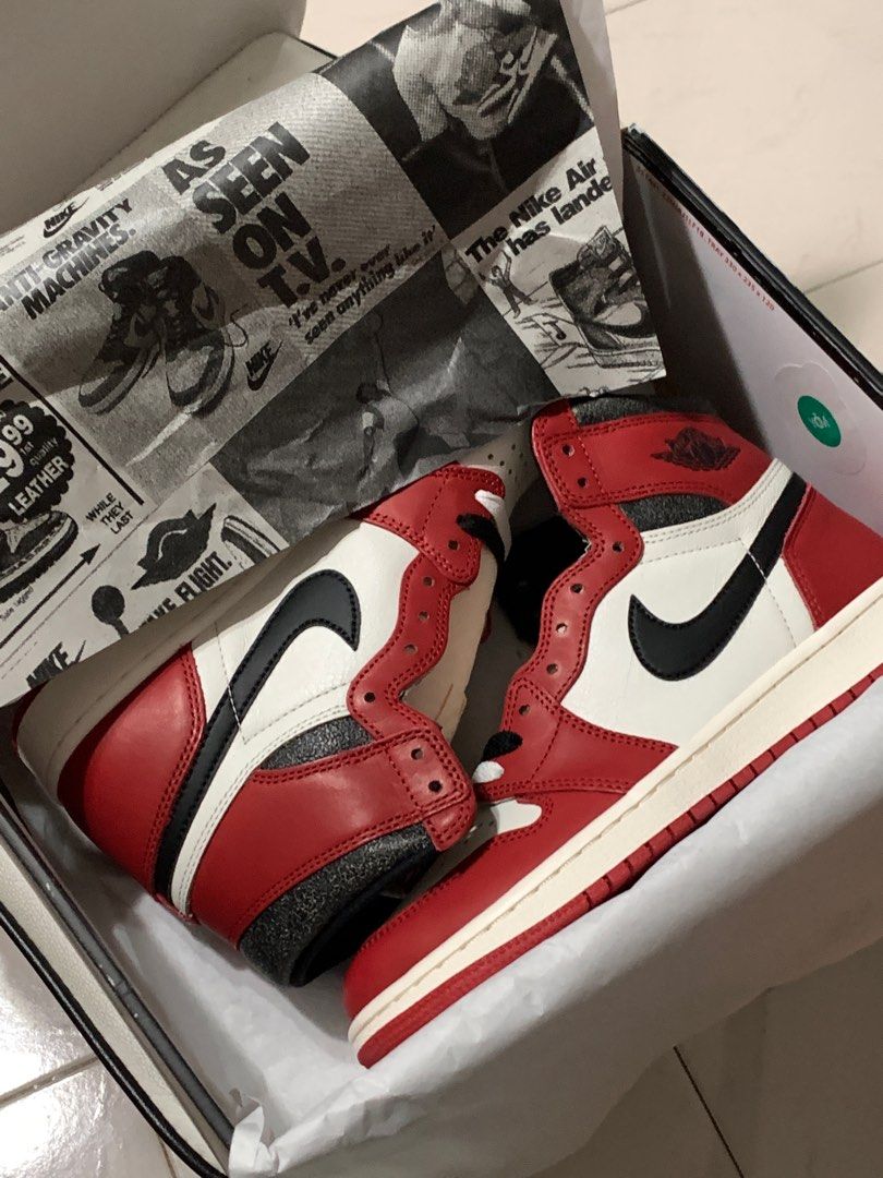 Air jordan deals 1 chicago 217